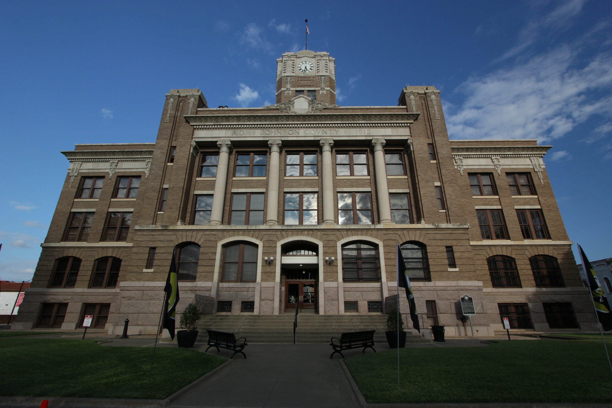 Johnson County Courthouse (Cleburne)