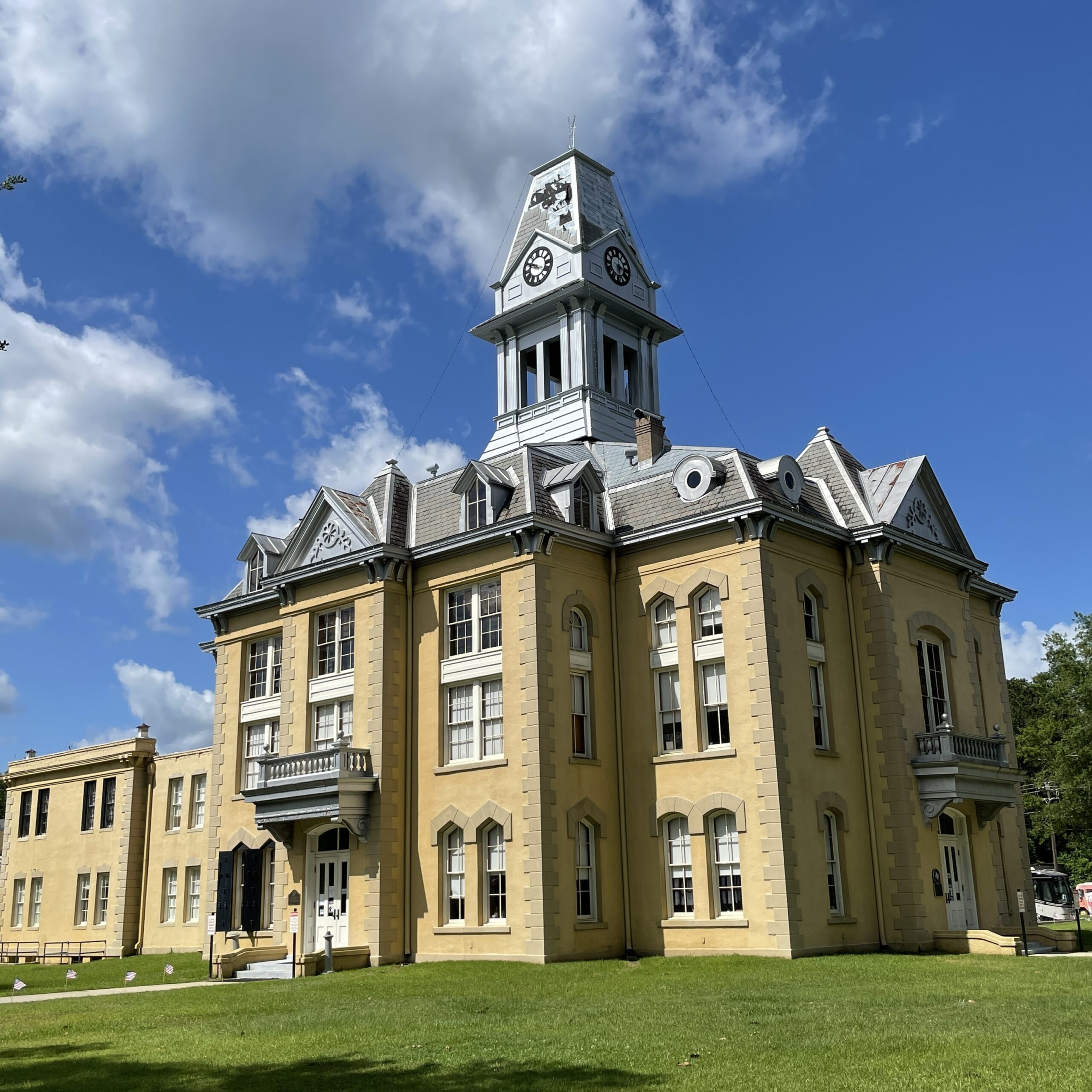 Newton County Courthouse (Newton)