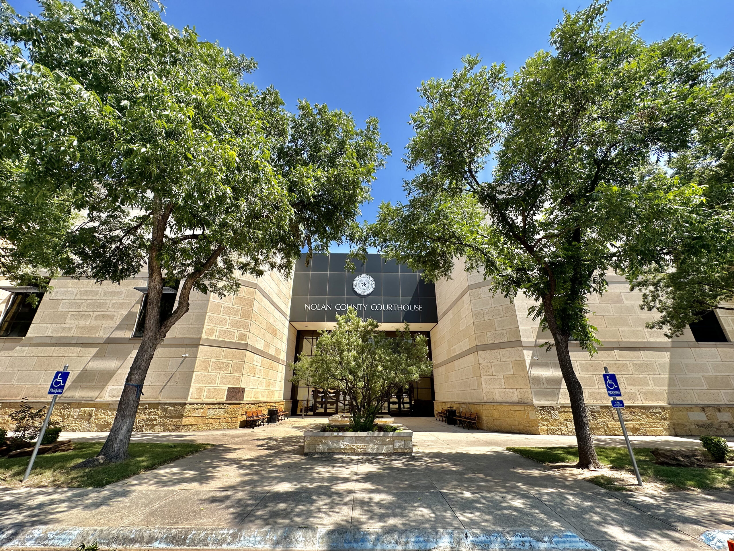 Nolan County Courthouse (Sweetwater)